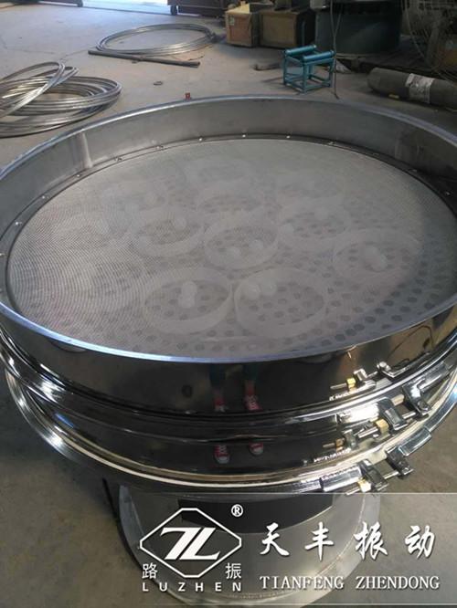 振動篩篩網(wǎng)總是震裂該如何解決?